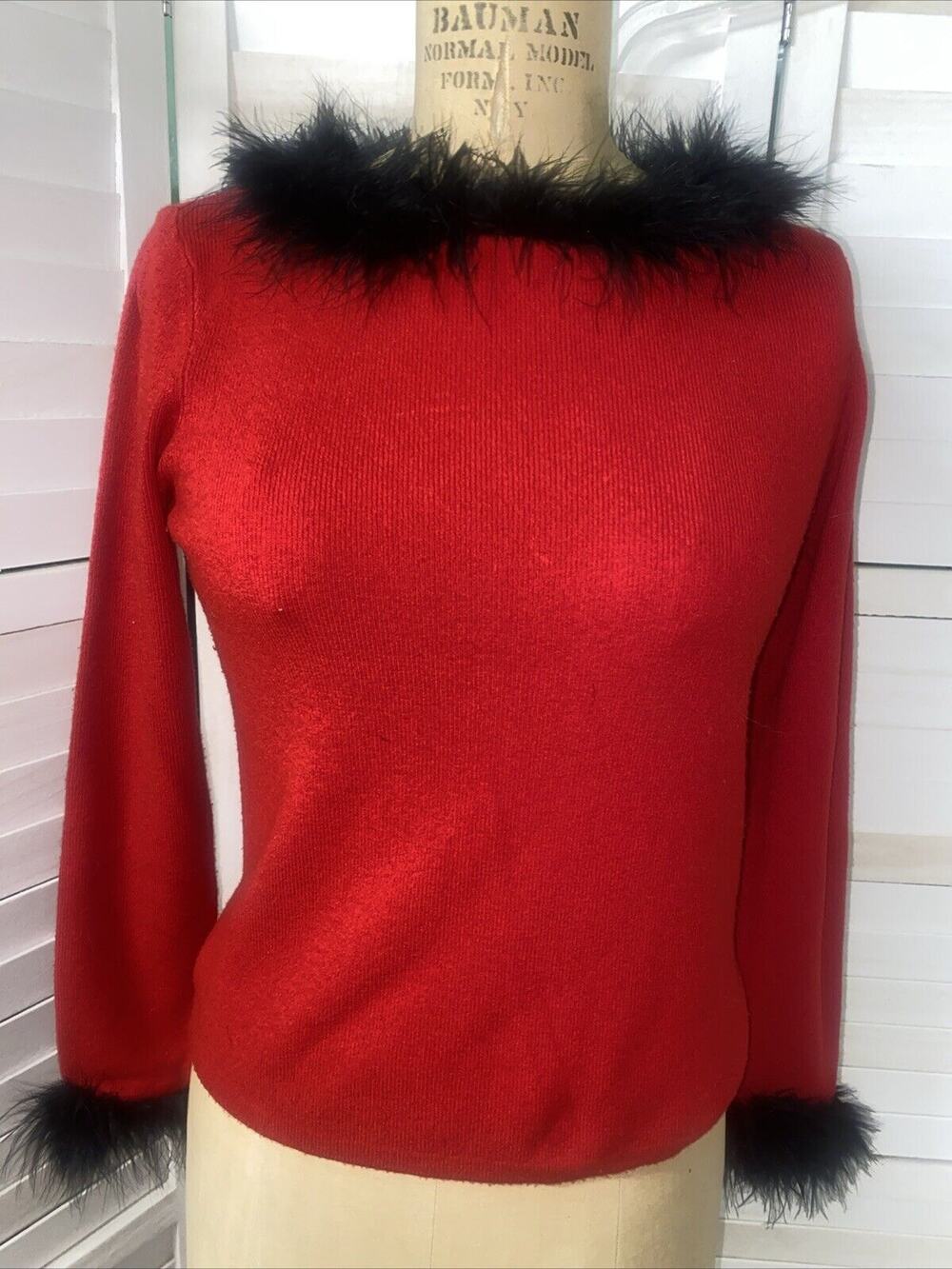 Vintage Worthington Women’s Red Pullover Sweater Black Marabou Trim Petite Small